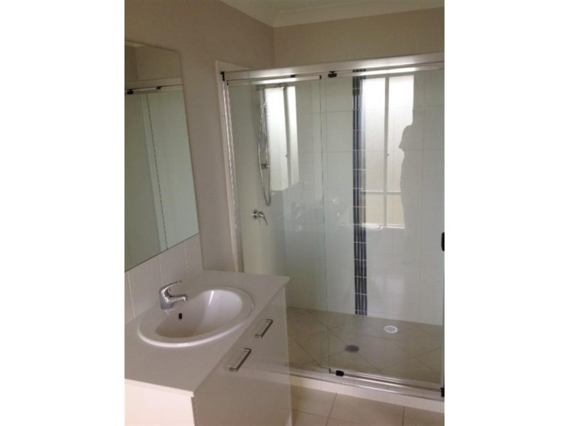 40 Govind Crescent, Gracemere QLD 4702