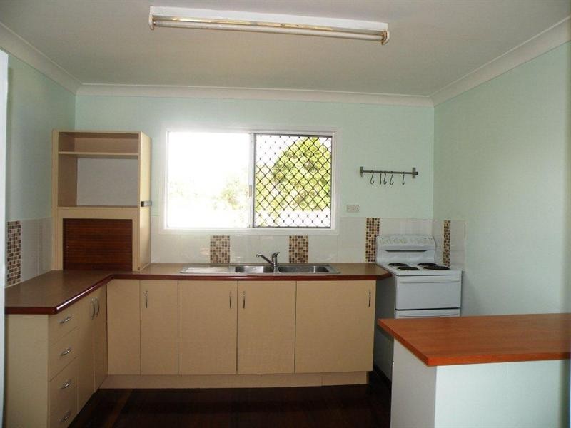7 McIlwraith Street, Kawana QLD 4701