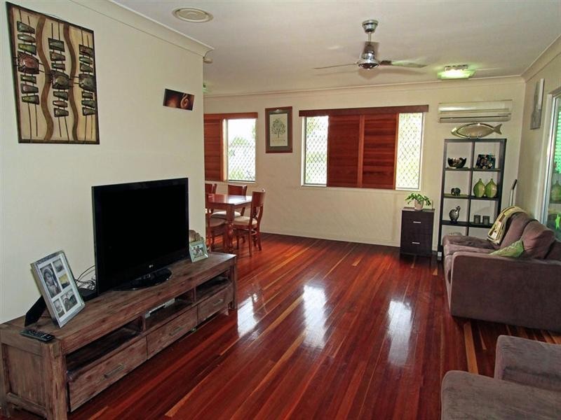 109 Menzies Street, Park Avenue QLD 4701