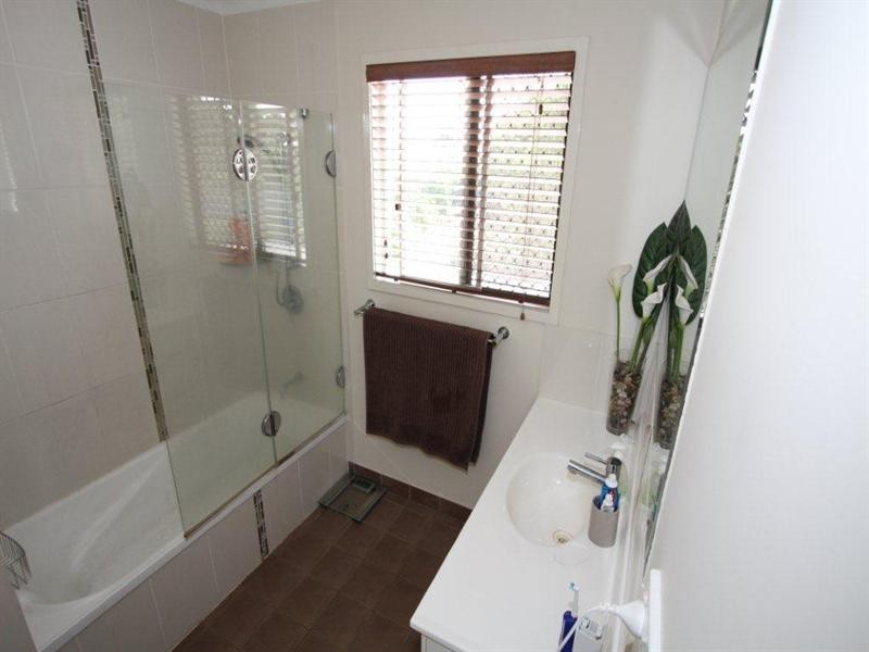 63 Gray Street, Park Avenue QLD 4701