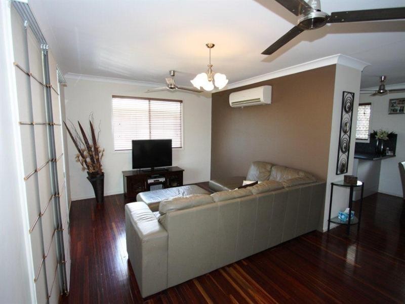 63 Gray Street, Park Avenue QLD 4701