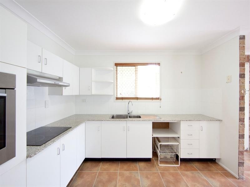 4 Heilbronn Street, West Rockhampton QLD 4700