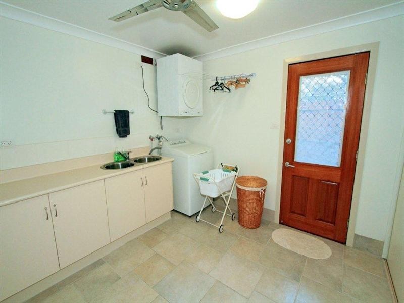 17 Cascade Close, Frenchville QLD 4701