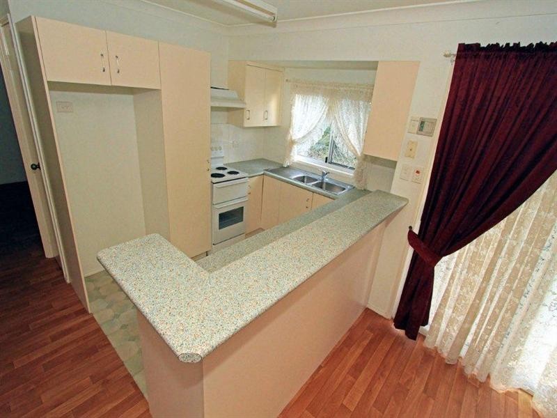 1/100 Victoria Place, Berserker QLD 4701