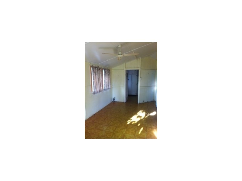 26 Nobbs Street, Berserker QLD 4701