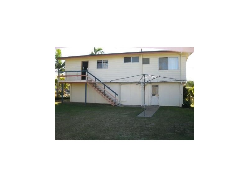 242 Richardson Road, Park Avenue QLD 4701