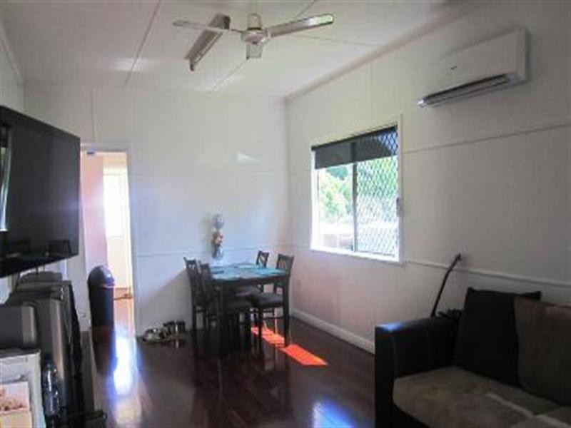 99 Tomkins Street, Berserker QLD 4701