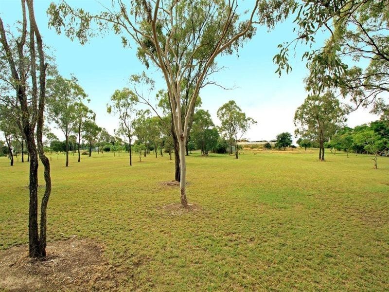 70 Fons Drive, Glendale QLD 4711