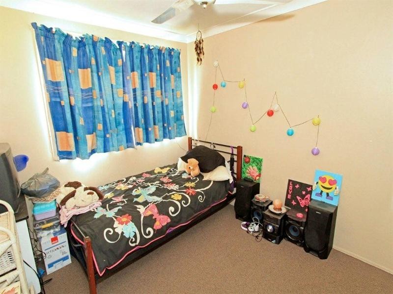 10 Reservoir Street, Gracemere QLD 4702