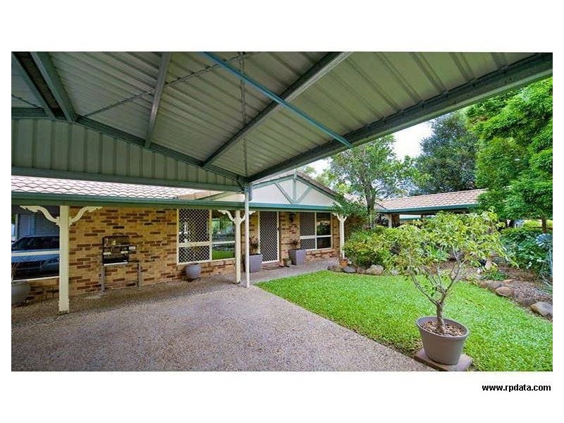 11 Kavanagh Crescent, Koongal QLD 4701