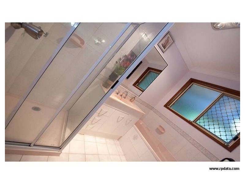 11 Kavanagh Crescent, Koongal QLD 4701