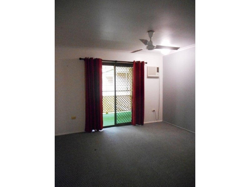 4/6 Burns Street, Frenchville QLD 4701