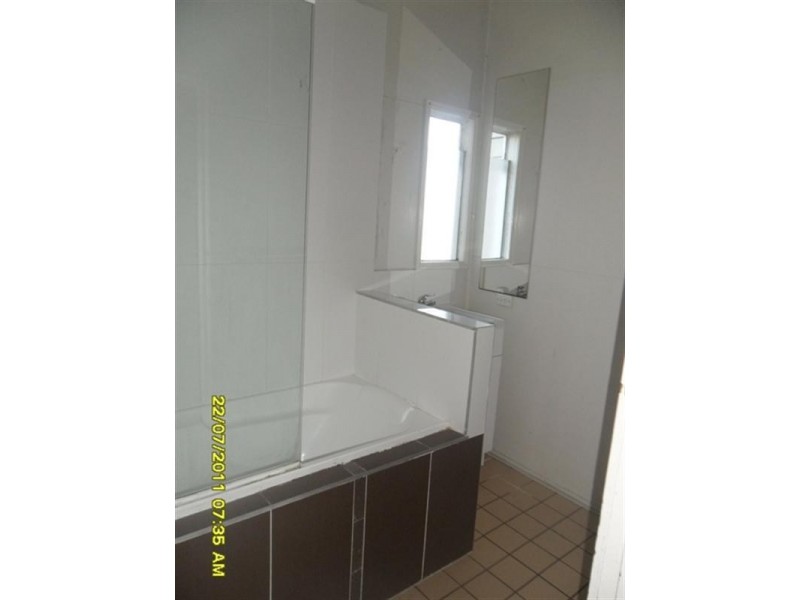 163 High Street, Berserker QLD 4701