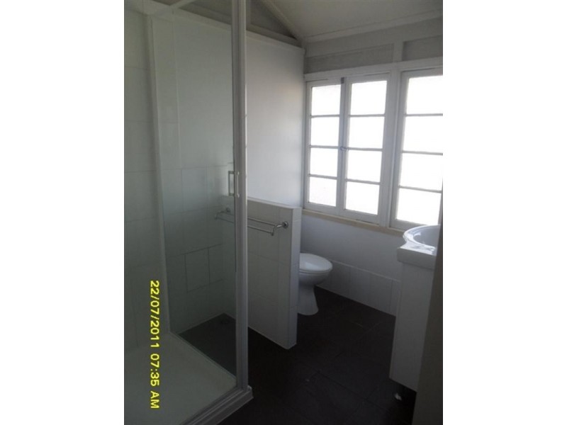 163 High Street, Berserker QLD 4701