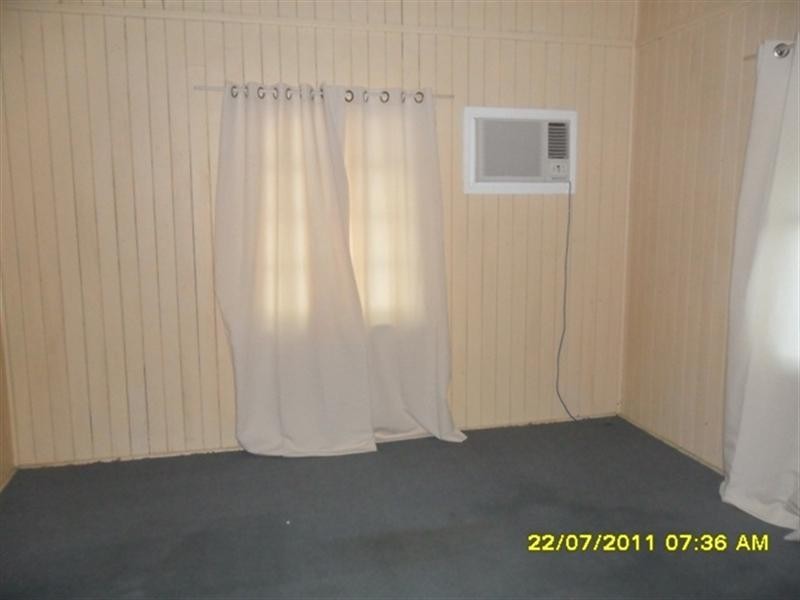 163 High Street, Berserker QLD 4701