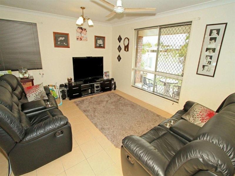 8 Judy Court, Parkhurst QLD 4702