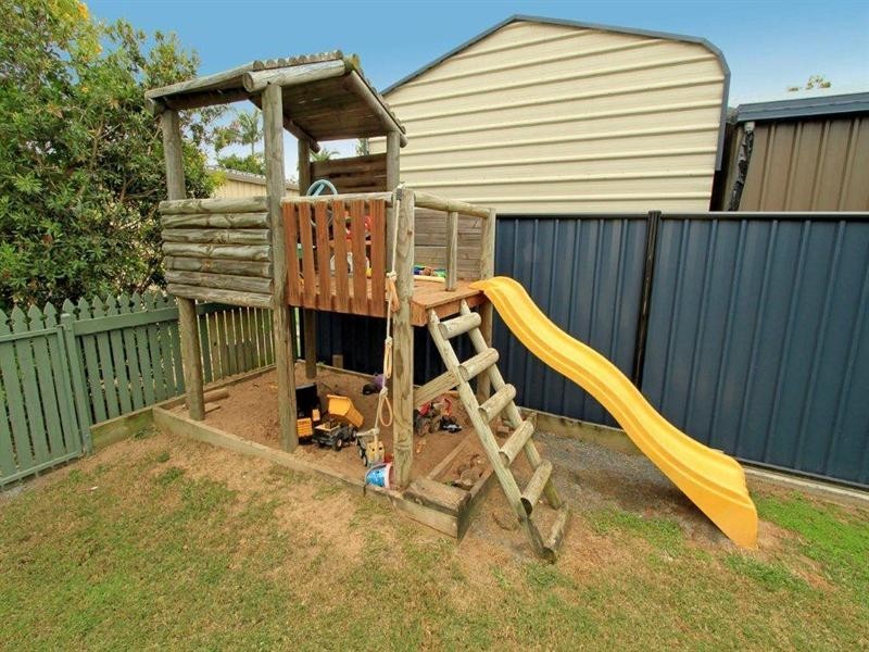 8 Judy Court, Parkhurst QLD 4702