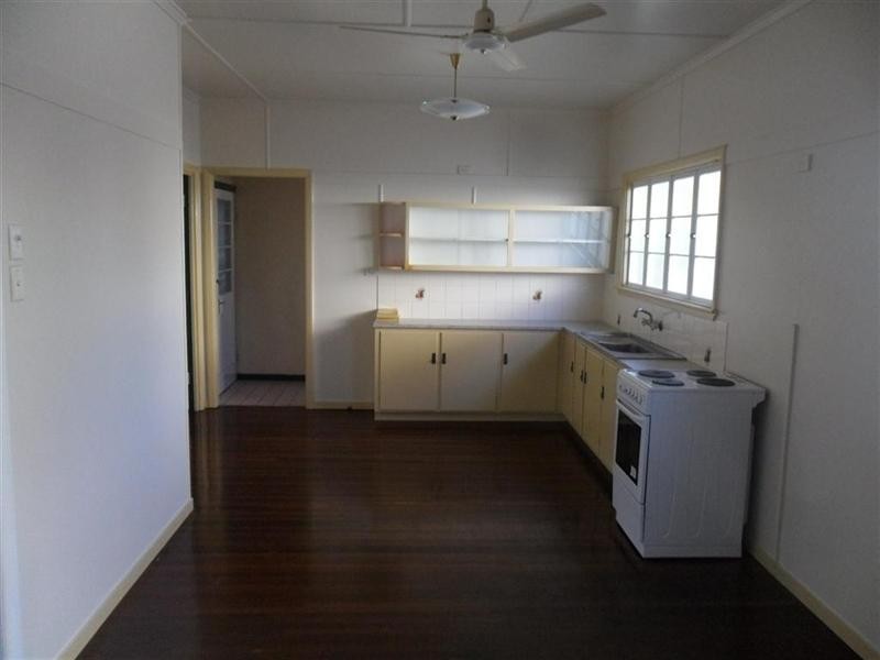 18 Verney Street, West Rockhampton QLD 4700