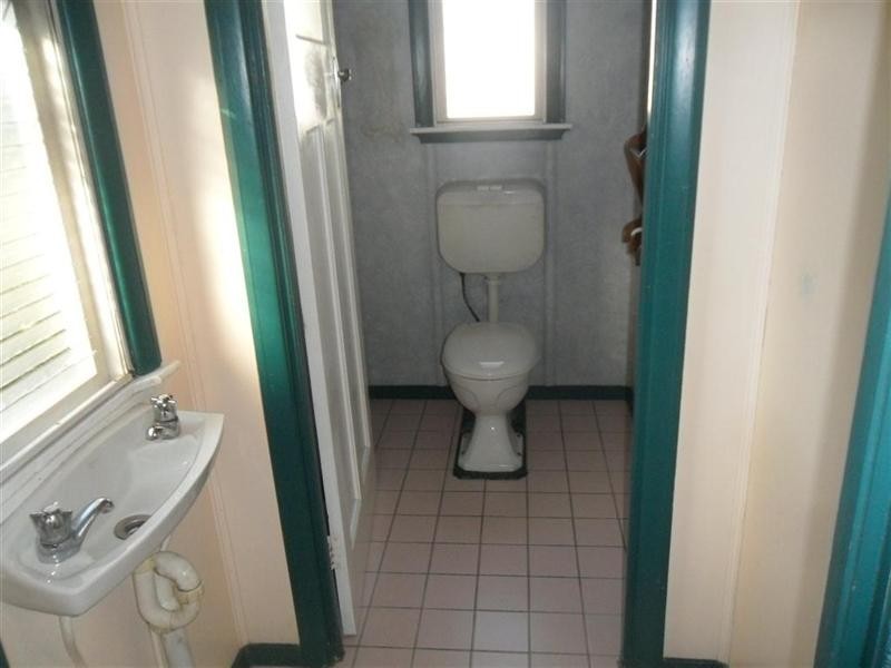 18 Verney Street, West Rockhampton QLD 4700