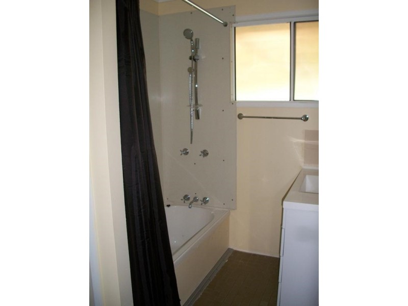 3 Fenlon Street, West Rockhampton QLD 4700