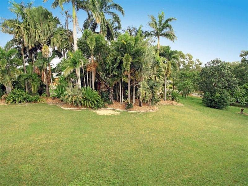 4 Broughton Street, Kawana QLD 4701