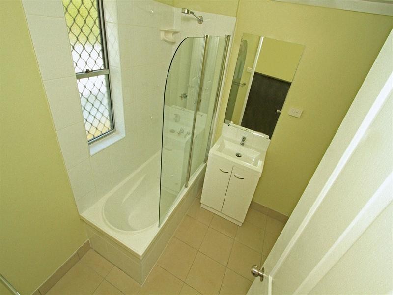 221 Peter Street, Berserker QLD 4701