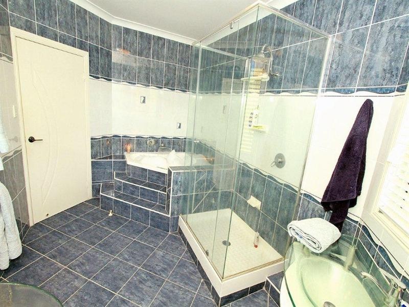 2 Sturt Street, Parkhurst QLD 4702