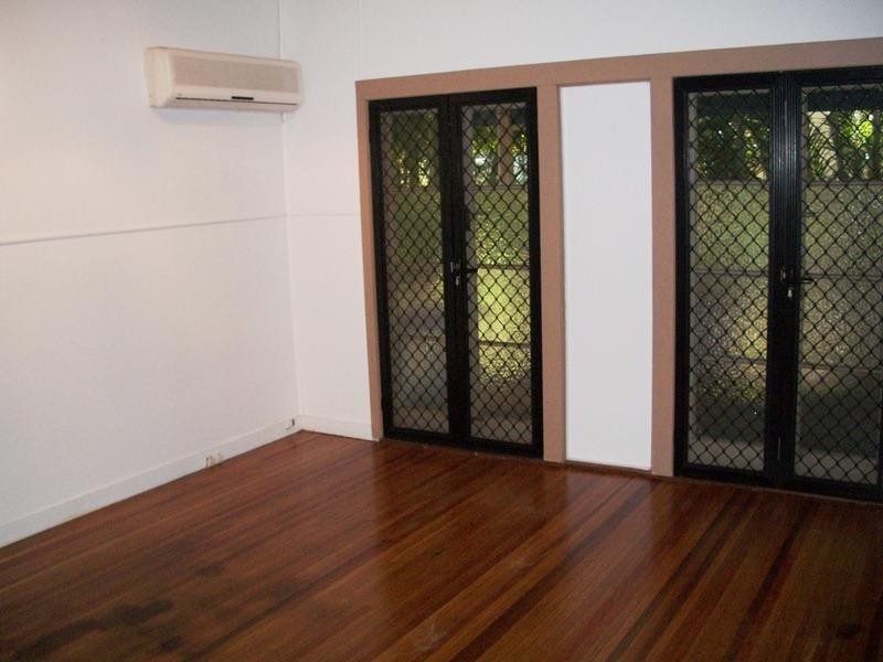 54 Meade Street, Wandal QLD 4700