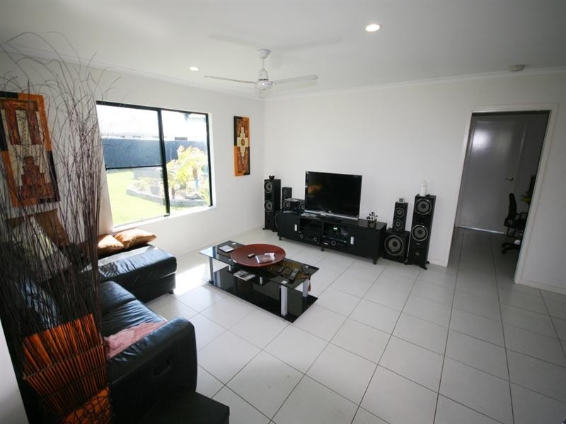 29 Pacific Avenue, Sarina QLD 4737