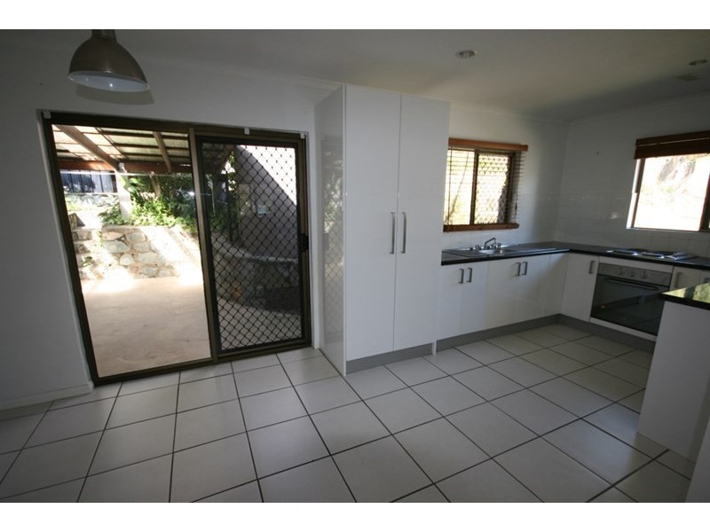 14 Sunset Drive, Sarina Beach QLD 4737