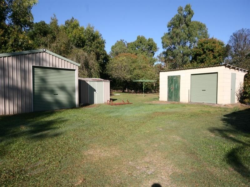 27 Crescent, Armstrong Beach QLD 4737