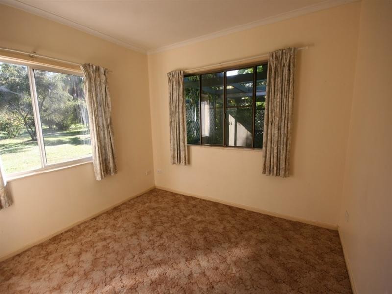 27 Crescent, Armstrong Beach QLD 4737