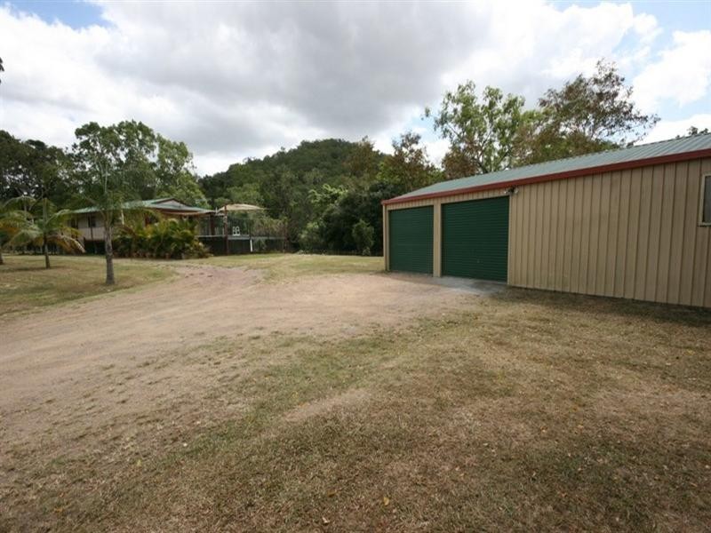 10 Middle Creek Road, Sarina QLD 4737