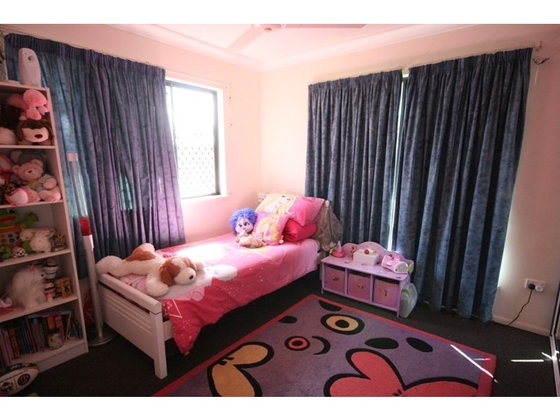 35 Deguara, Armstrong Beach QLD 4737