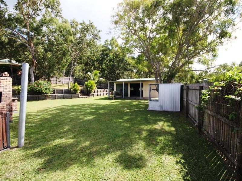 4 Mapley Court, Sarina QLD 4737