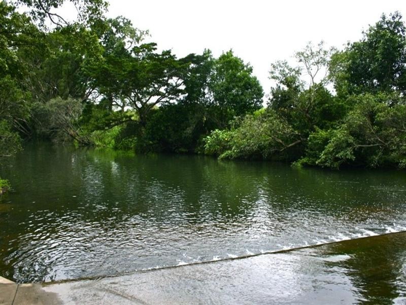 4 Pirie Street, Sarina QLD 4737