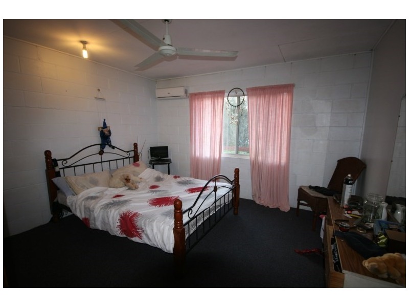 10 Goonyella Avenue, Sarina QLD 4737