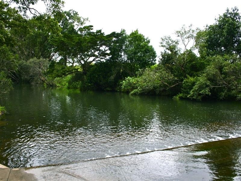 4 Pirie Street, Sarina QLD 4737