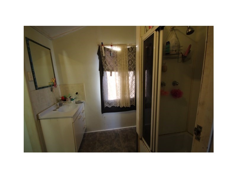 35 Mill Street, Sarina QLD 4737