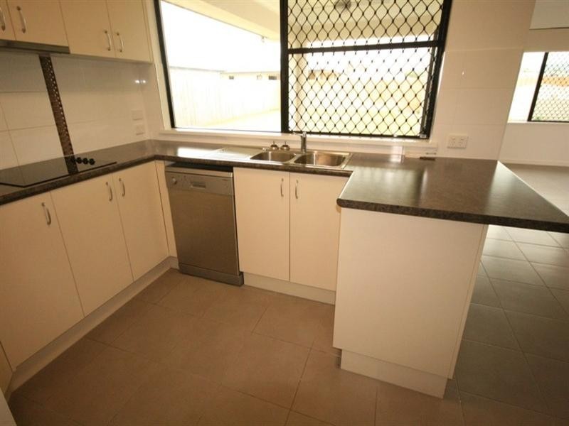 11 Millenium Drive, Sarina QLD 4737