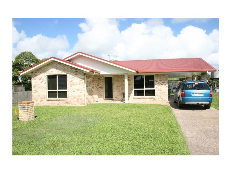 19 Dawson, Sarina QLD 4737