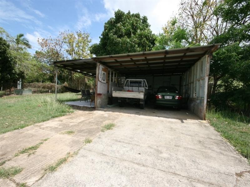 13 Langdon Street, Sarina QLD 4737