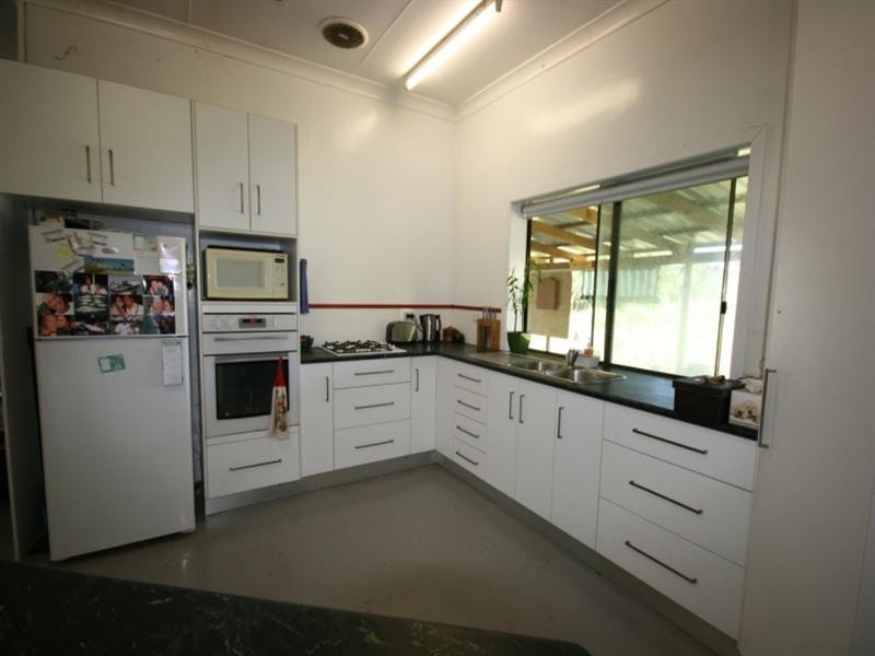 706 Grasstree Road, Grasstree Beach QLD 4740