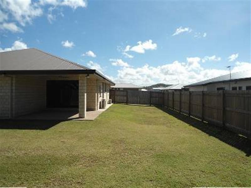 14 Pacific Avenue, Sarina QLD 4737