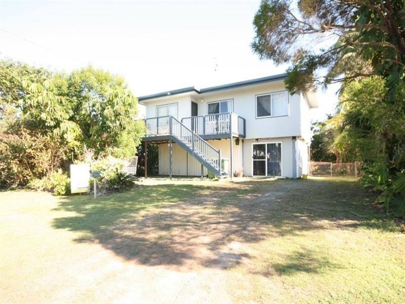 3 Manon, Armstrong Beach QLD 4737