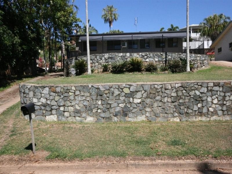 14 Sunset Drive, Sarina Beach QLD 4737