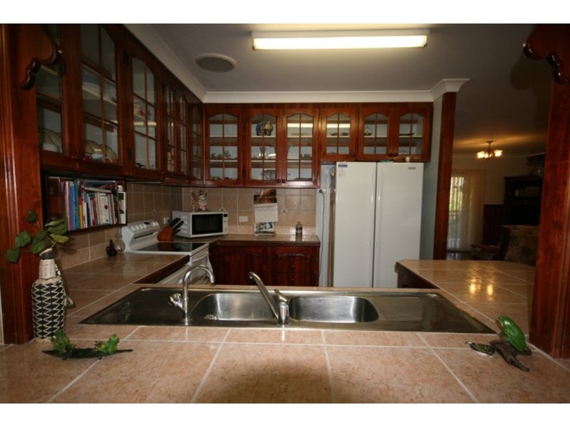 11 Greetham Street, Sarina QLD 4737