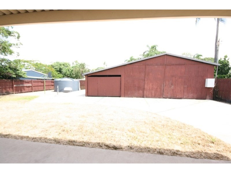 5 Venton Street, Sarina QLD 4737