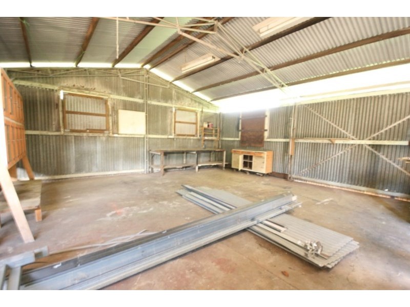 5 Venton Street, Sarina QLD 4737