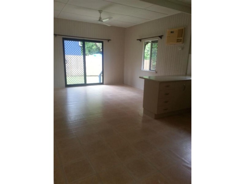 8 Maralyn Avenue, Grasstree Beach QLD 4740